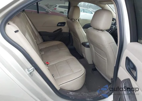 2015 Chevrolet Malibu 1Lz z USA, uszkodzony, nr VIN 1G11F5SL5FF195664